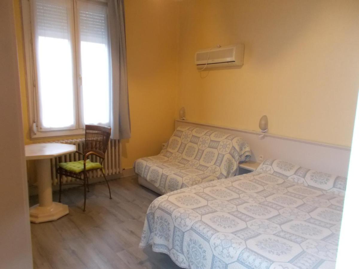 Auberge De L Arrivee Chemille-en-Anjou Ngoại thất bức ảnh